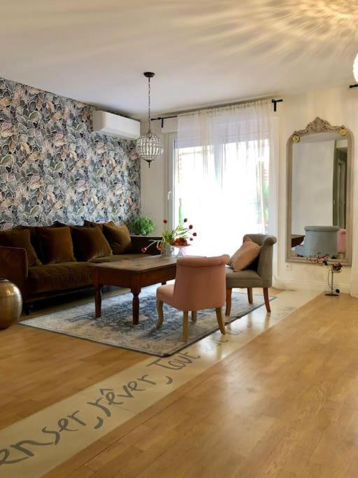 Large Magnificent Terrace Apartment Nice Ngoại thất bức ảnh